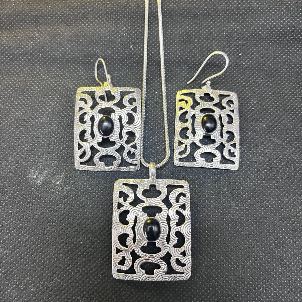 Elegant Silver and Black Jewelry Set
